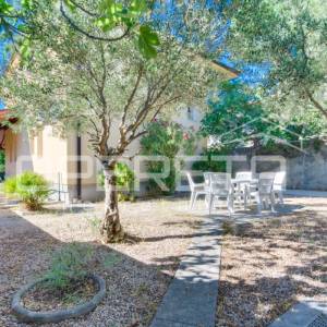 PRODAJA, KUĆA/VILLA, PAG - PAG CENTAR, 290 m2 na parceli od 426 m2