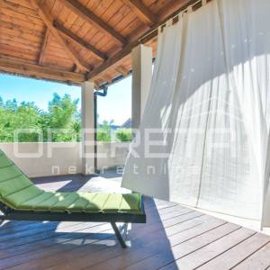 PRODAJA, KUĆA/VILLA, PAG - PAG CENTAR, 290 m2 na parceli od 426 m2