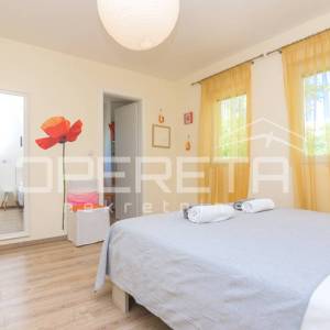 PRODAJA, KUĆA/VILLA, PAG - PAG CENTAR, 290 m2 na parceli od 426 m2