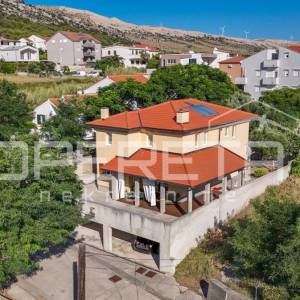 PRODAJA, KUĆA/VILLA, PAG - PAG CENTAR, 290 m2 na parceli od 426 m2