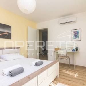 PRODAJA, KUĆA/VILLA, PAG - PAG CENTAR, 290 m2 na parceli od 426 m2