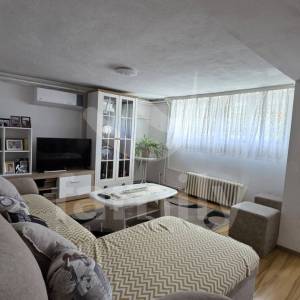 PRODAJA KUĆE POŽEGA