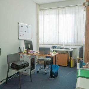 Prodaja, Kvaternikov trg, poslovni prostor 48 m2 na 1 katu, lift