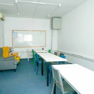 Prodaja, Kvaternikov trg, poslovni prostor 48 m2 na 1 katu, lift