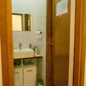Prodaja, Kvaternikov trg, poslovni prostor 48 m2 na 1 katu, lift