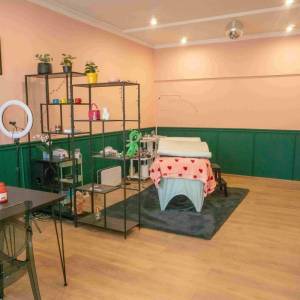 Prodaja, Kvaternikov trg, poslovni prostor 50m2 na 1 katu, lift