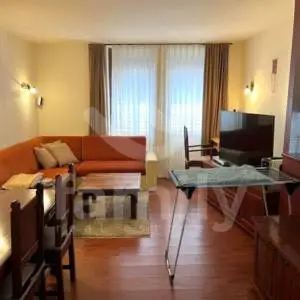 PRODAJA NAMJEŠTENOG DVOSOBNOG STANA U CENTRU POREČA