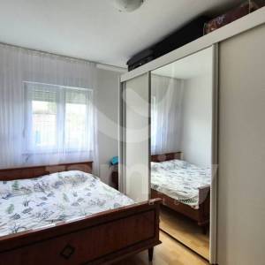 PRODAJA OBITELJSKE KUĆE U MIRNOM NASELJU