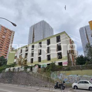 PRODAJA, OBJEKT SA GRAĐEVINSKOM DOZVOLOM ZA REKONSTRUKCIJU, RIJEKA, CENTAR
