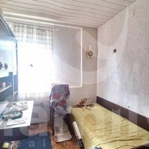 PRODAJA PROSTRANE OBITELJSKE KUĆE S VELIKIM IMANJEM