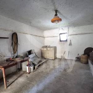 PRODAJA SAMOSTOJEĆE KUĆE NA MIRNOJ LOKACIJI U OKOLICI PAZINA
