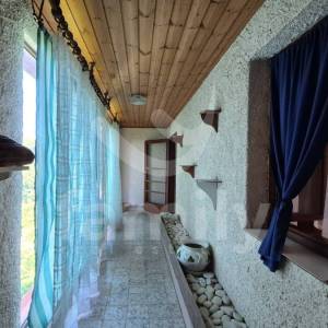 PRODAJA ŠARMANTNE KUĆE ZA RENOVACIJU U MIRNOM NASELJU