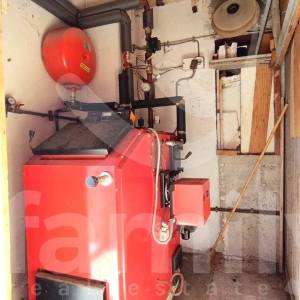 PRODAJA ŠARMANTNE KUĆE ZA RENOVACIJU U MIRNOM NASELJU
