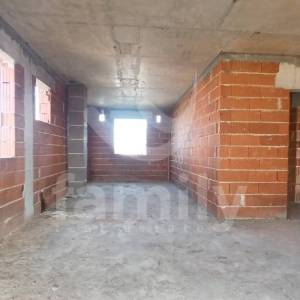 PRODAJA STAMBENO-POSLOVNE ZGRADE NA ATRAKTIVNOJ LOKACIJI BLIZU MORA