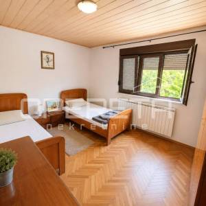 PRODAJA, STAN, ZAGREB, DUBRAVA, Hrvatskog proljeća, 134m2,  stan 3-soban - u nar