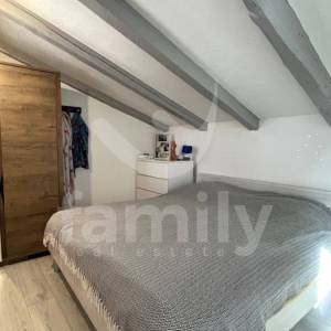 PRODAJA VISOKOISPLATIVE KUĆE SA DVA APARTMANA U ROVINJU