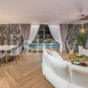 Prodaja, Vrsar, Funtana, šesterosobna vila 151m2, bazen