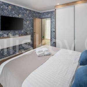 Prodaja, Vrsar, Funtana, šesterosobna vila s bazenom, terasa