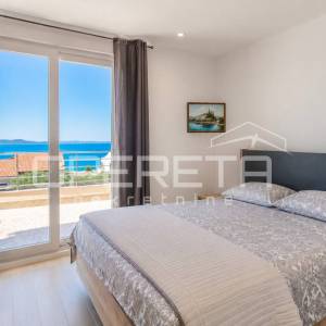 PRODAJA, ZADAR, KOŽINO, KUĆA sa 7 apartmana, pogled na more