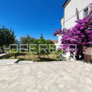 PRODAJA, ZADAR, KOŽINO, KUĆA sa 7 apartmana, pogled na more