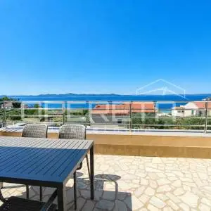 PRODAJA, ZADAR, KOŽINO, KUĆA sa 7 apartmana, pogled na more