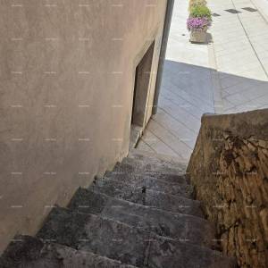 Prodaje se renovirana kamena kuća u centru grada Vodnjan