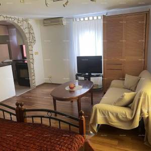 Prodaje se stan 44 m2 u Puli, u blizini centra i Arene