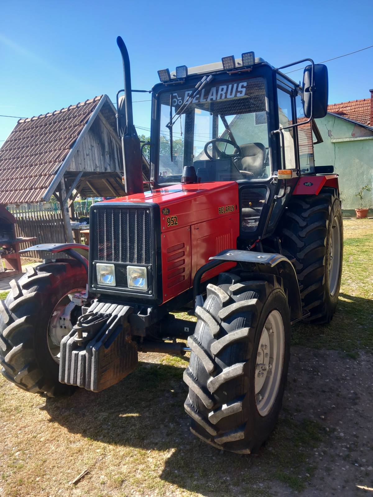 Prodaje se traktor belarus 952 turbo