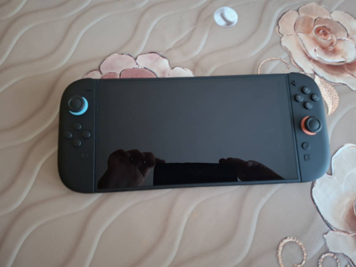 Prodajem nitendo switch 2