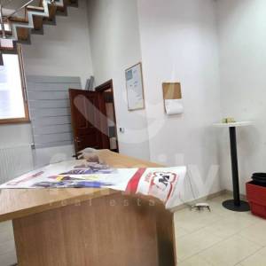 PROSTRANI POSLOVNI PROSTOR NA ATRAKTIVNOJ LOKACIJI