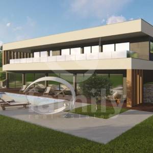 PROSTRANO GRAĐEVINSKO ZEMLJIŠTE SA PROJEKTOM NA MIRNOJ LOKACIJI