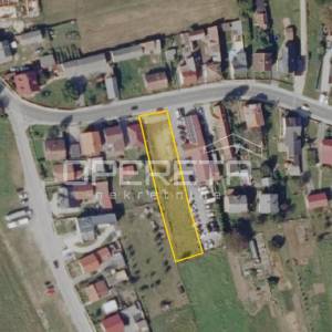Prostrano zemljište na odličnoj lokaciji u Biškupcu