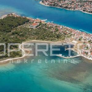 Prvi red do mora – poljoprivredno zemljište na otoku Krapnju