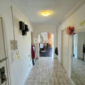 Pula, Kaštanjer, dvosobni stan, 63.62 m2, terasa