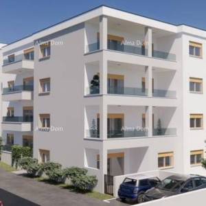 PULA! NOVI PROJEKT! Stan 200 m od centra. Pula