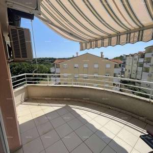 Pula, Veruda – Lungomare, Stan, 73 m²s garažom,  300 m od mora