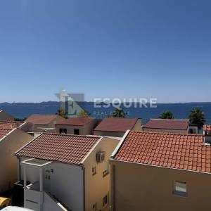 PUNTA SKALA - PETRČANE - DRUGI RED OD MORA Namješten luksuzni penthouse, 168 m²!!!