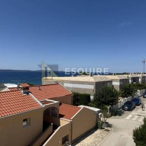 PUNTA SKALA - PETRČANE - DRUGI RED OD MORA Namješten luksuzni penthouse, 168 m²!!!