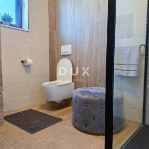 Rab, Banjol, kuća s bazenom, 270 m2, garaža