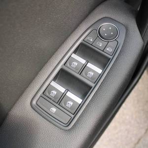 Renault Captur TCe 160 AUTOMATIK Intense *LED, NAVIGACIJA, KAMERA*