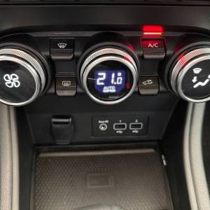 Renault Captur Techno TCe 140 EDC - 3 godine jamstva