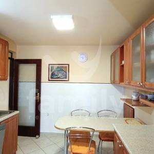 RENOVIRANA KUĆA U  PRIGRADSKOM NASELJU PULE