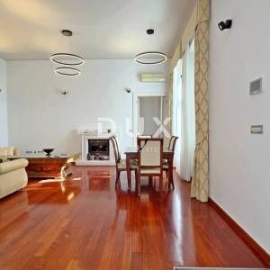 RIJEKA, BULEVARD – Ekskluzivni prizemni stan s paviljonom i okućnicom, 128m²