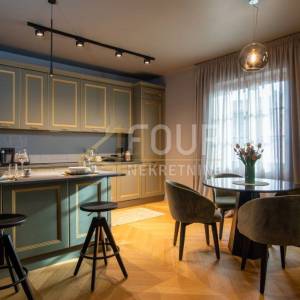 Rijeka, Centar, luksuzan 2s+db, 63.28m2