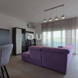 RIJEKA, KOSTRENA - Vila moderne arhitekture s pogledom na more, 297m2