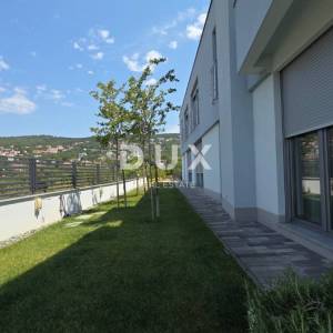 RIJEKA, KOSTRENA - Vila moderne arhitekture s pogledom na more, 297m2
