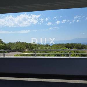 RIJEKA, KOSTRENA - Vila moderne arhitekture s pogledom na more, 297m2