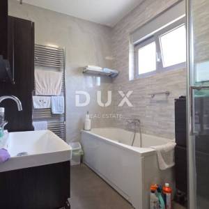 RIJEKA, KOSTRENA - Vila moderne arhitekture s pogledom na more, 297m2