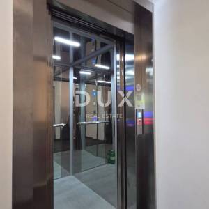 RIJEKA, KOSTRENA - Vila moderne arhitekture s pogledom na more, 297m2