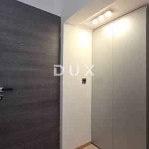 RIJEKA, KOSTRENA - Vila moderne arhitekture s pogledom na more, 297m2